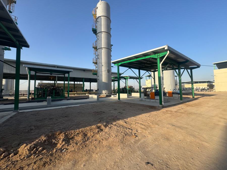 De-aeration tower and ancillary equipment under steel canopies